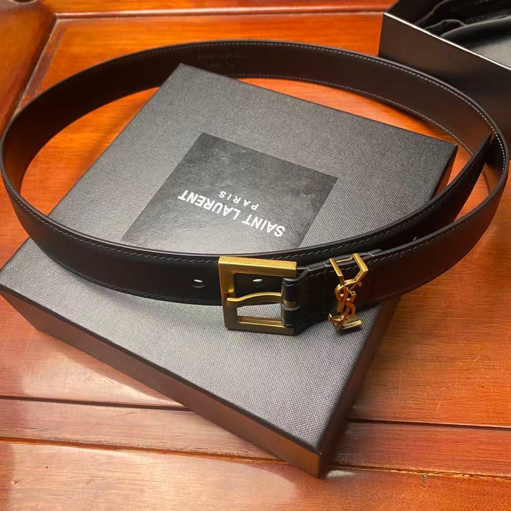 Yves Saint Laurent Black Leather Belt – 34in with Iconic YSL Buckle💓
